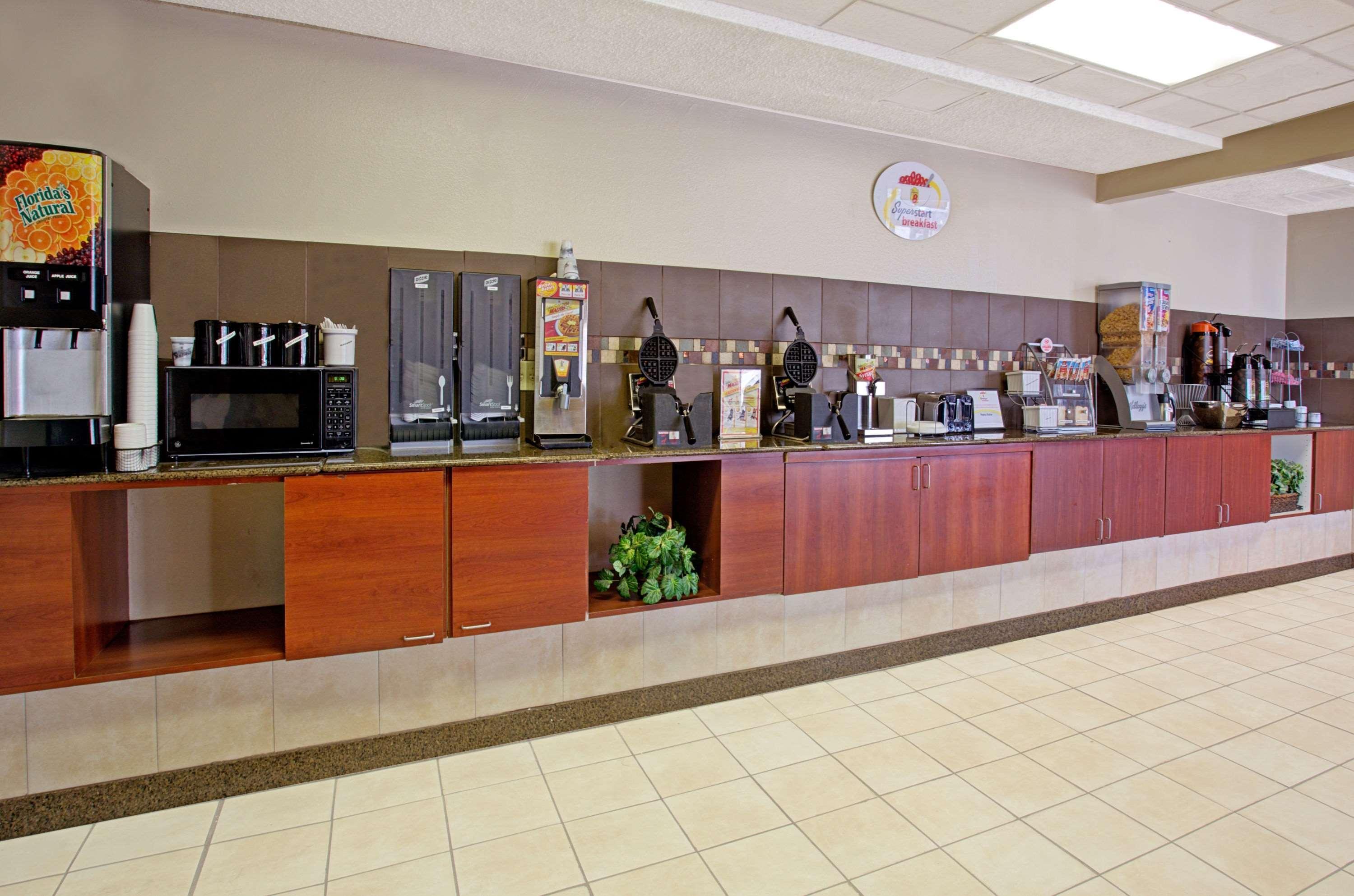 Super 8 By Wyndham Wheat Ridge/Denver West Εξωτερικό φωτογραφία